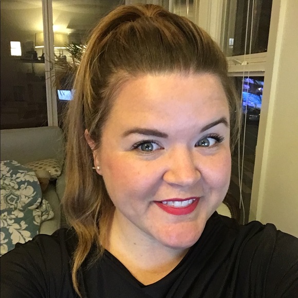 Meet your Posher, Kate - Picture 1 of 1